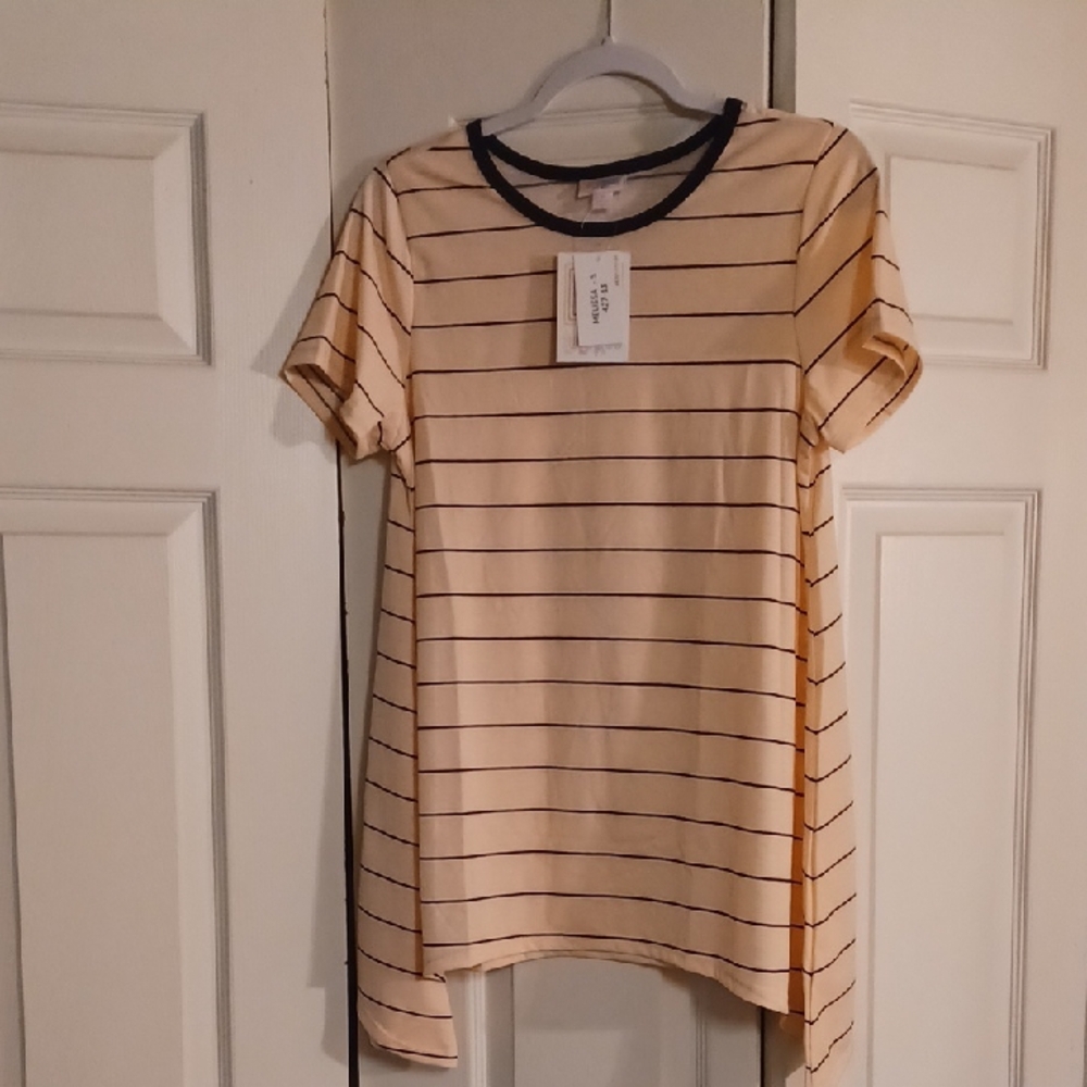 Lularoe Size S NEW Melissa Light Pink and Black Striped Tee
